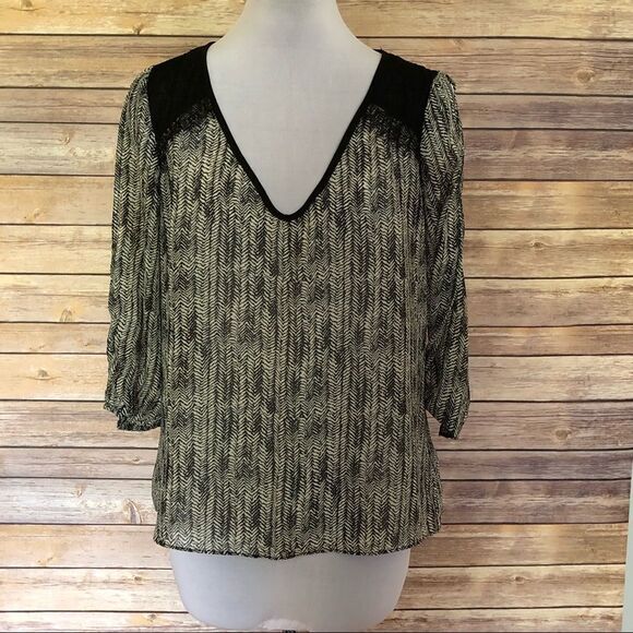🍒 Women’s Blouse cold shoulder shirt - Picture 3 of 7